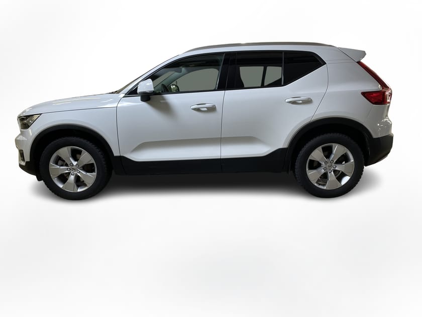 Bild 2 av Volvo XC40 B4 FWD Bensin Momentum Advanced Edt