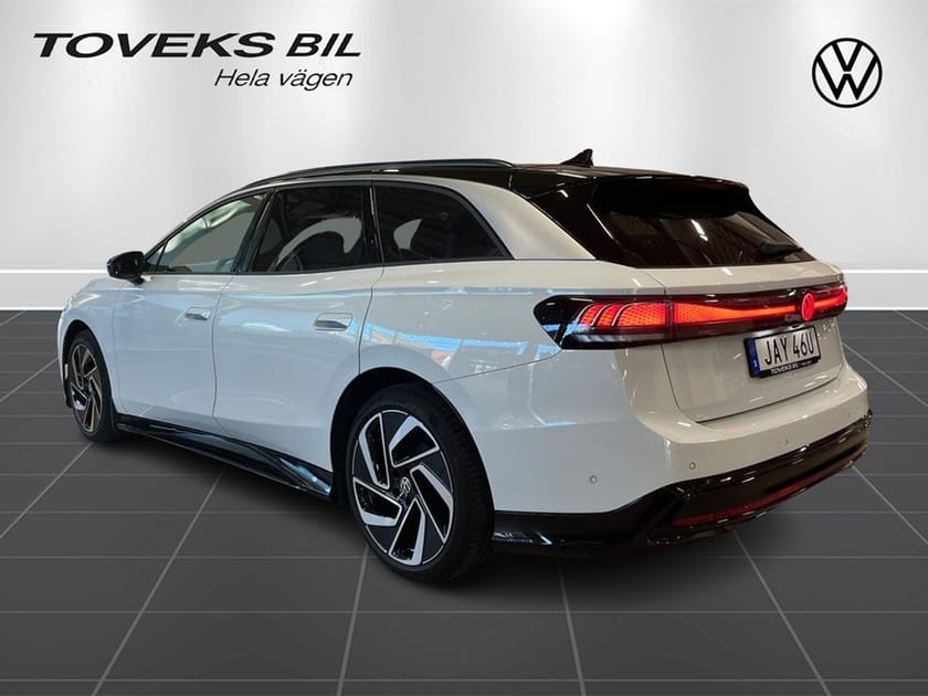 Bild 3 av Volkswagen ID.7 Pro Tourer 77 KWH | HARMAN KARDON, DRAG, HEAD UP, PANORAM