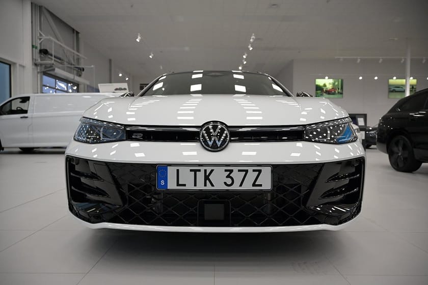 Bild 3 av Volkswagen Passat Sportscombi 2.0 TDI 4M 193 hk *SE UTRUSTNING