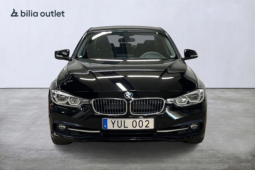 Bild 3 av BMW 330e Sedan Plug-in Steptronic Sport line 252hk Navi P-sensor