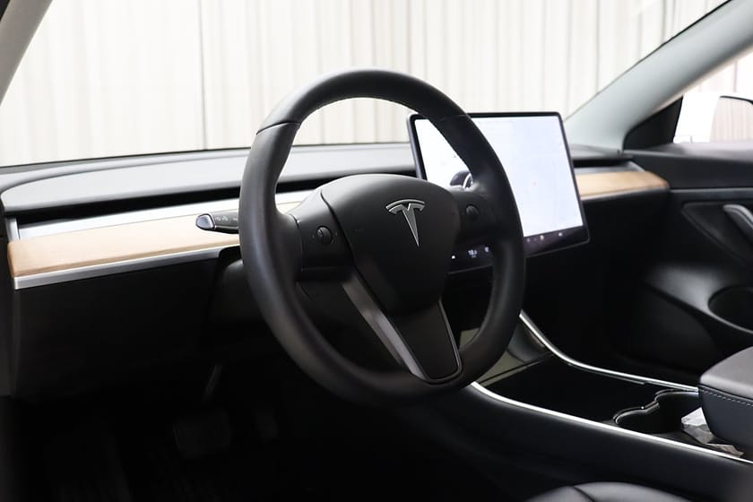 Bild 5 av Tesla Model 3 Standard Range Plus 5300Mil Svensksåld