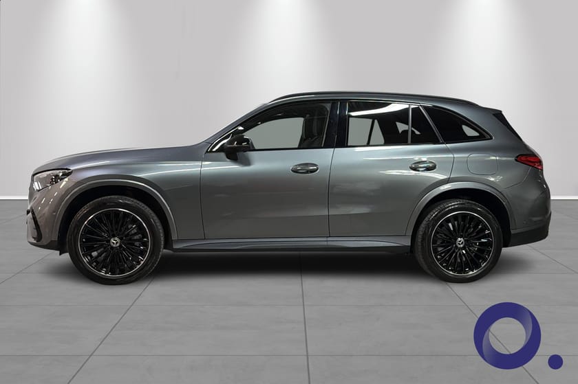 Bilde 2 av Mercedes-Benz GLC 300 e 4MATIC 300e AMG | DISTRONIC, PANORAMA, MEMORY, 360++