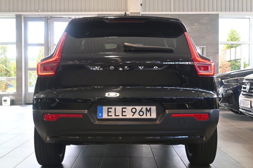 Bild 4 av Volvo XC40 B4 AWD 197hk R-Design Drag Läder