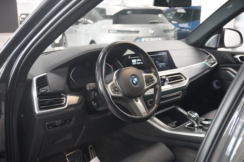 Bild 4 av BMW X5 xDrive45e iPerformance M-Sport Ultimate Edition 22