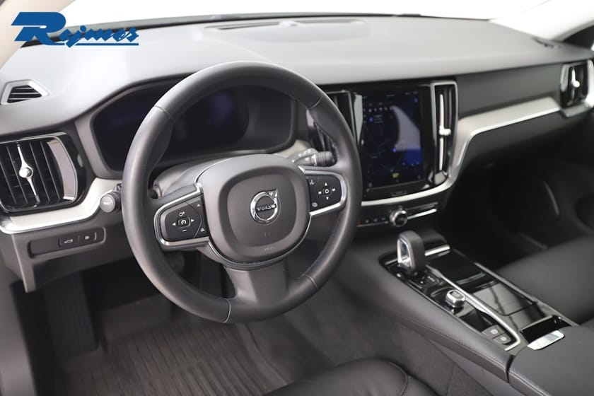 Bild 2 av Volvo V60 Recharge T6 Core Edition