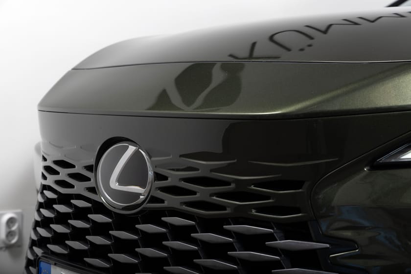 Bild 3 av Lexus RX 450h+ + Executive Dragkrok Ventilerade stolar