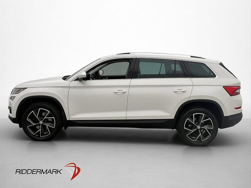 Bild 4 av Škoda Kodiaq 7-Seater Skoda 4x4 Business 7-Sits Pano Canton Skinn Cockpit
