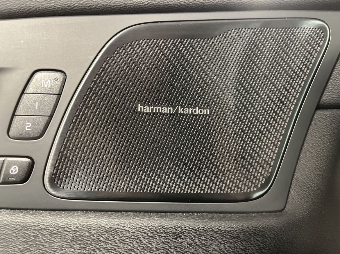 YBG96K – Volvo XC60
