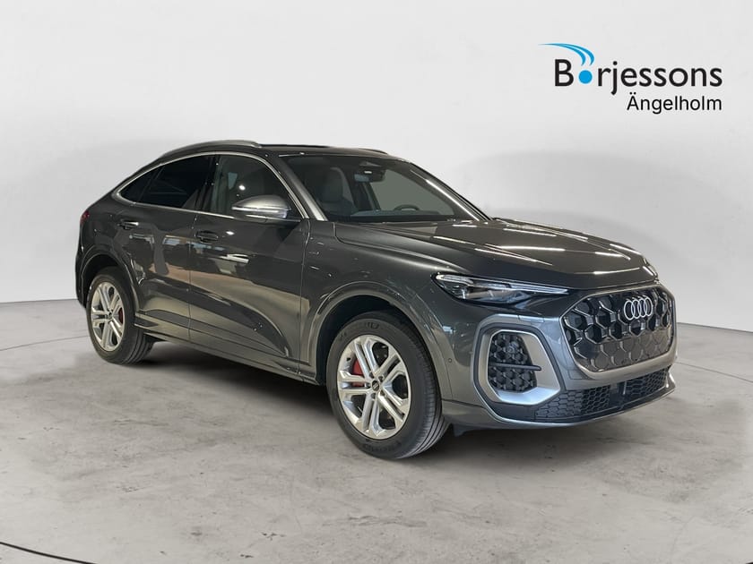 Bild 1 av Audi Q5 Sportback e-hybrid quattro 367 hk S-line S TRONIC