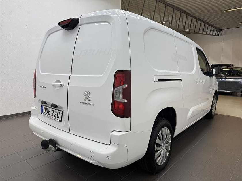 Bild 3 av Peugeot Partner Utökad Last 1.5 BlueHDi 102hk MOMS Värmare/Bkamera/Krok/Nyservad