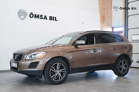 Volvo XC60 D3 AWD Momentum Värmare Drag 163hk