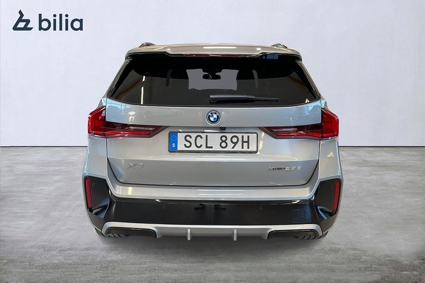 Bild 4 av BMW X1 xDrive25e M Sport PRO Innovation H/K 360 Kamera Drag