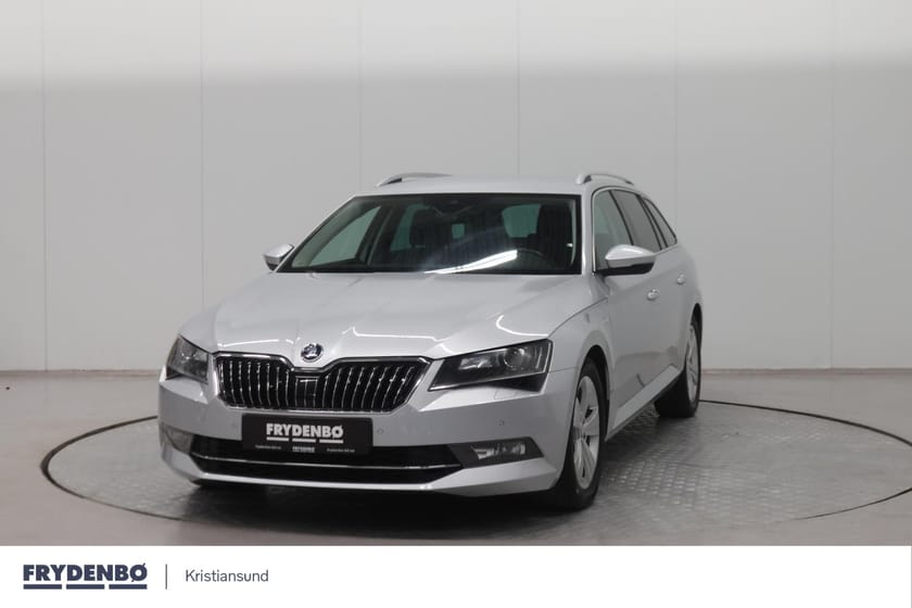 Bilde 1 av Škoda Superb Stasjonsvogn Sup 3 stv l&k tsi 150 4x4 H.FESTER.KAMEL.SETEPARK.AS