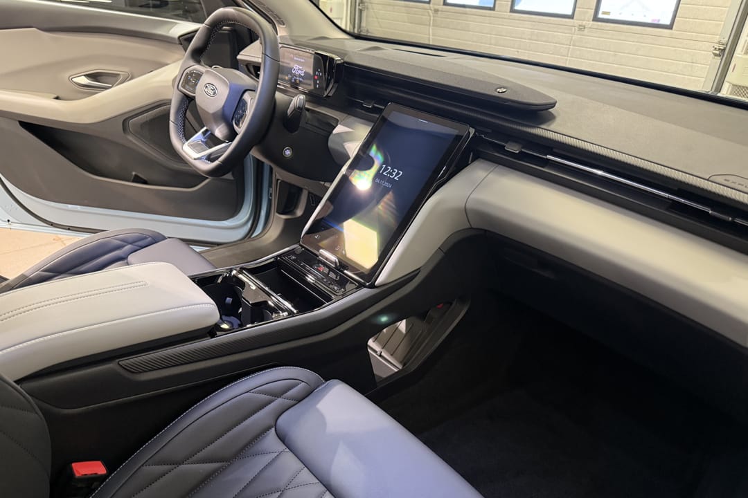 Ford Explorer EV Extended Range RWD