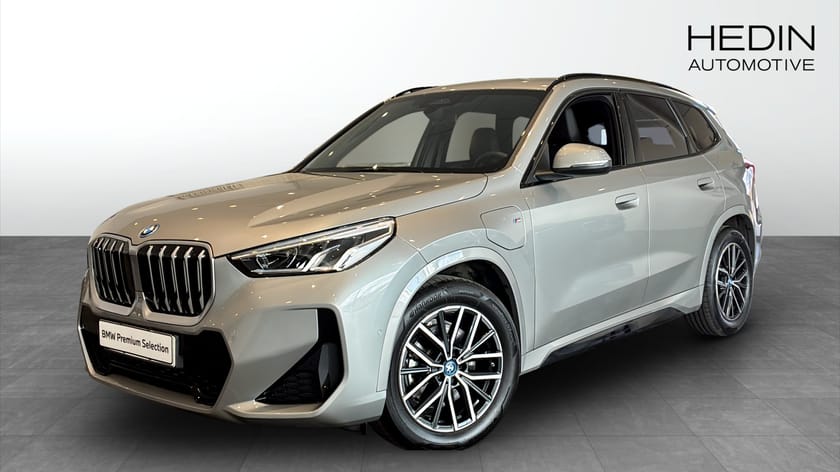 Bild 1 av BMW X1 xDrive25e M sport, Dragkrok, Rattvärme