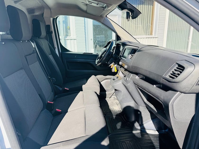 Bild 5 av Toyota Proace 2.0 D-4D 144HK L3 AUTOMAT / DRAG / VÄRMARE