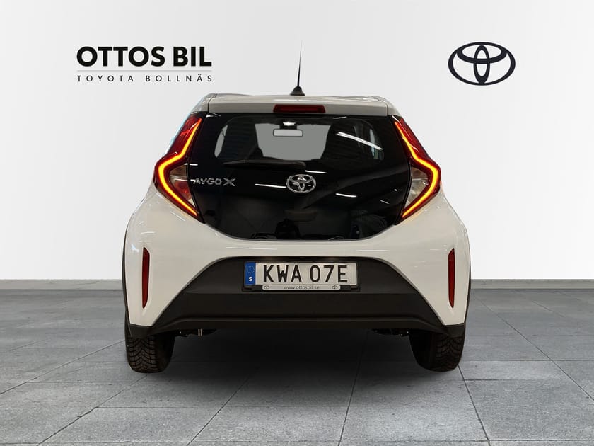 Bild 5 av Toyota Aygo X 1.0 VVT-i CVT, 72hk - Play / OBS (4,95% RÄNTA)