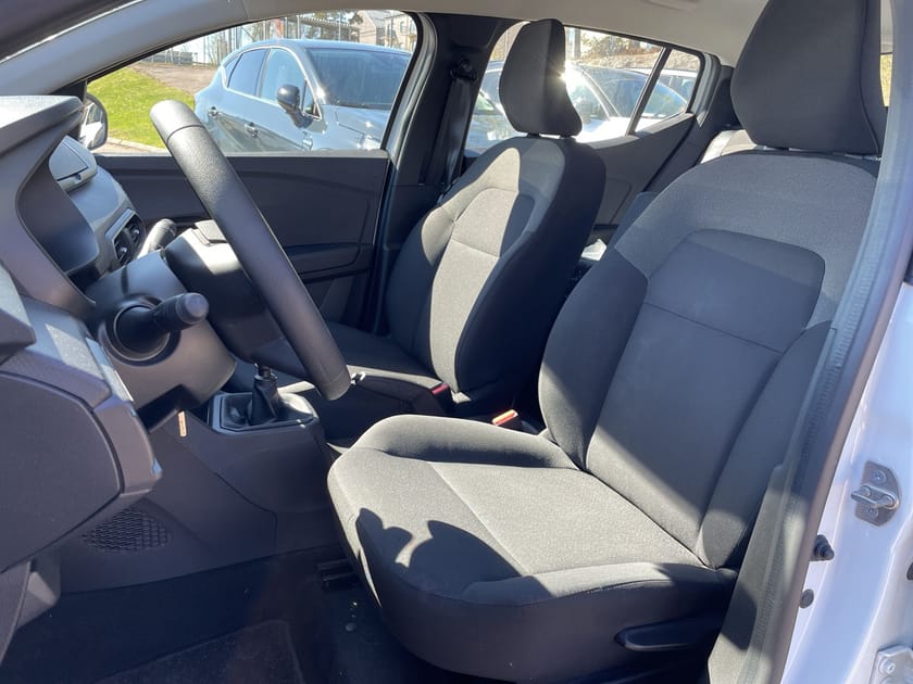 Bild 5 av Dacia Sandero TCe 90 Essential//Vinterhjul//