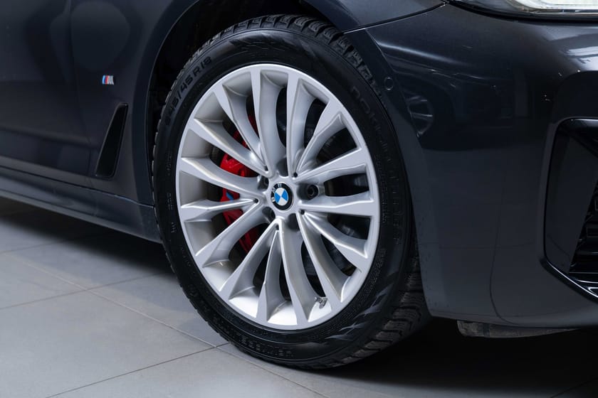 Bilde 3 av BMW 530e xDrive Touring 6,29% Rente - M Sport-Glasstak-Hengerfeste