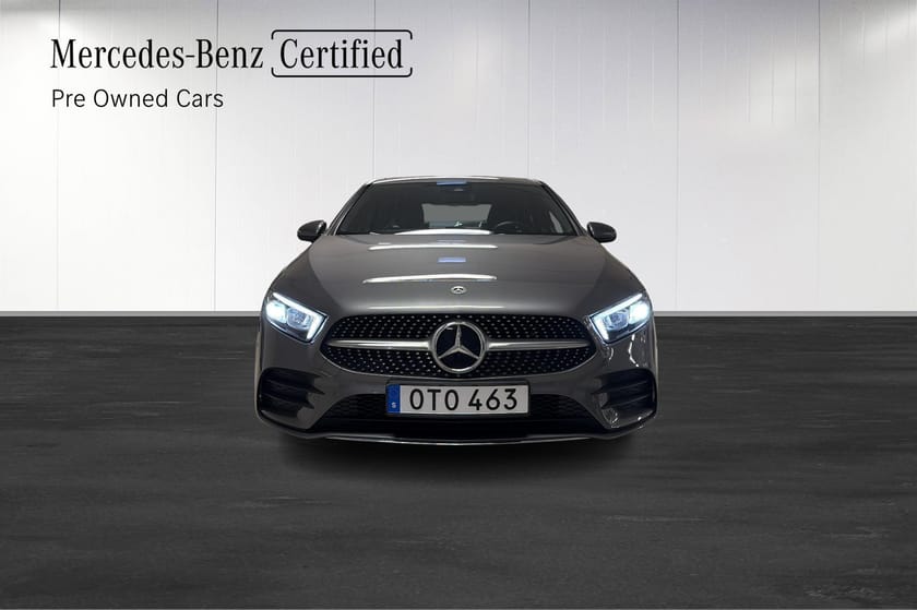 Bild 2 av Mercedes-Benz A 180 Sedan AMG / Navi / Kamera / P-sensorer