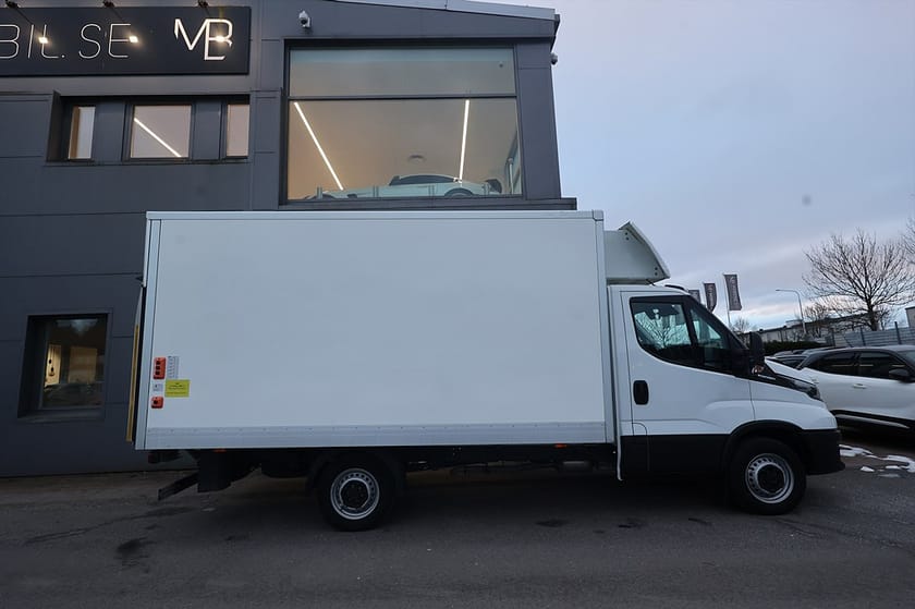 Bild 5 av Iveco Daily 35-140 Chassi Cab 2.3 JTD 136hk Värmare MOMS