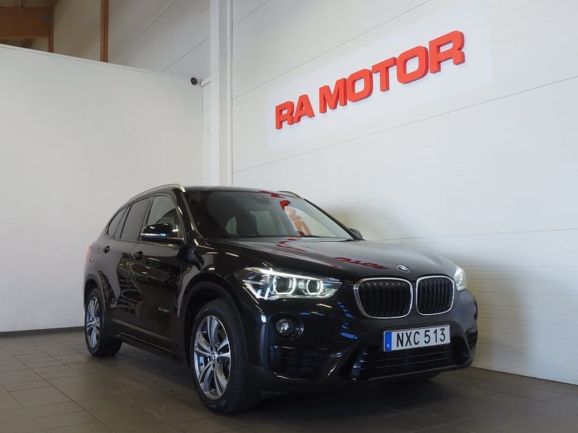 Bild 3 av BMW X1 xDrive20d 190hk Steptronic Sport line PDC Motorvärmare