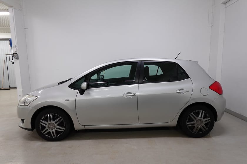 Bild 3 av Toyota Auris 5dörr 1.6 Dual VVT-i Aut Dragk Nybesiktigad Nykoppling