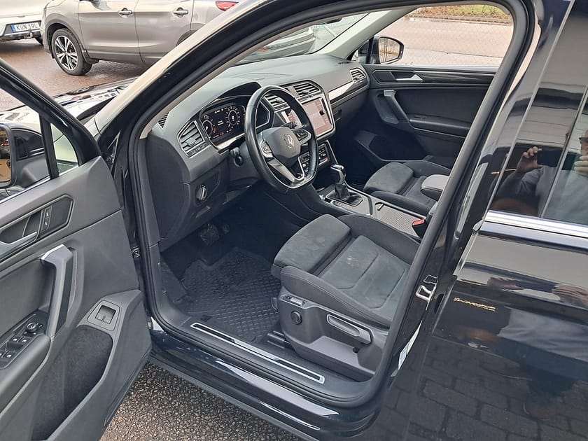 Bild 2 av Volkswagen Tiguan eHybrid Plug in 245HK Elegance