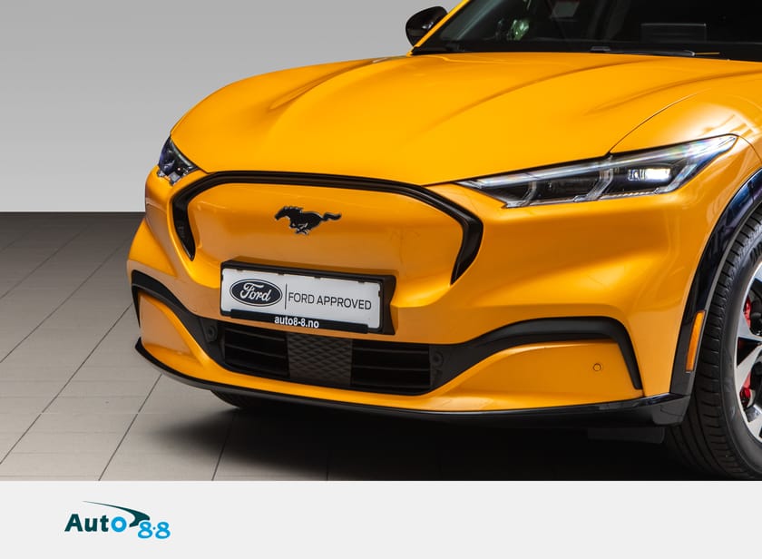 Bilde 3 av Ford Mustang Mach-E Standard Range AWD SR / FordPass / Skinn / Navi