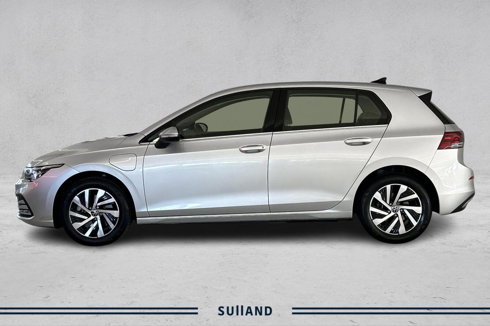 Thumnail bilde 1 av Volkswagen Golf eHybrid