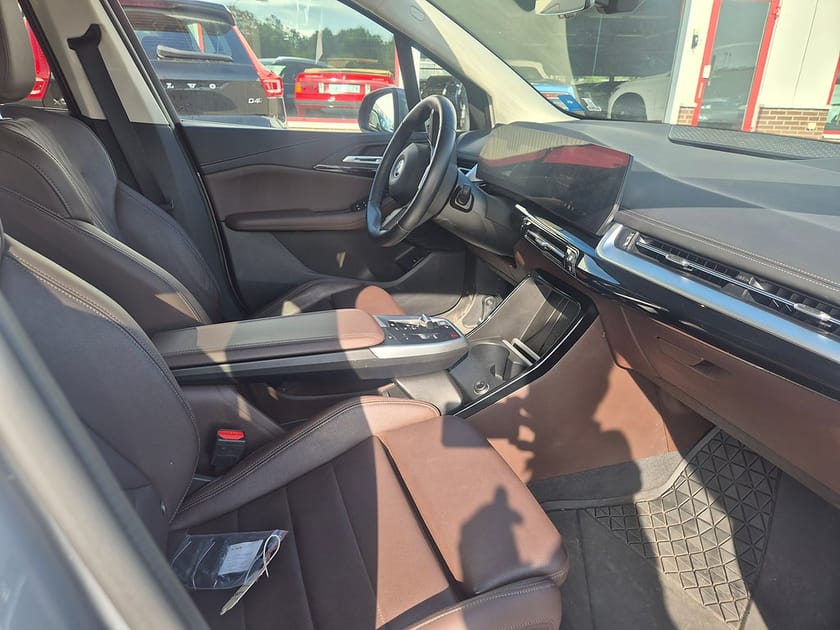Bild 5 av BMW 225e xDrive Active Tourer 225 E X-DRIVE Elbil 225HK 4x4 Läder
