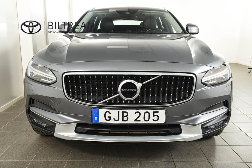 Bild 5 av Volvo V90 Cross Country D5 AWD Inscription Pro|B&W|Pano|Skinn|GPS|HuD|Drag|VOC