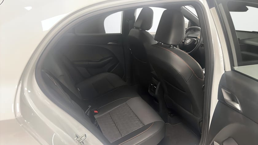 Bild 5 av MG 3 Hybrid+ LUXURY 190 HK KAMPANJ*