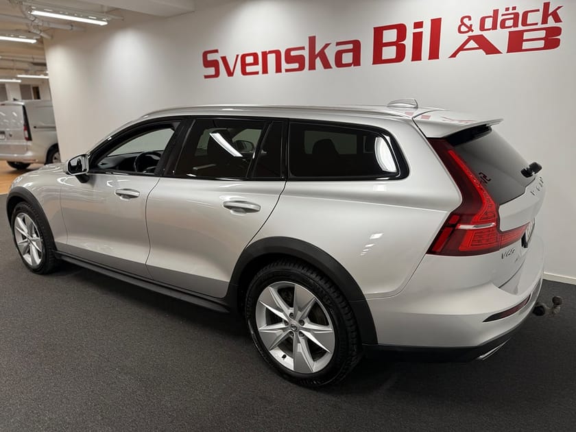 Bild 3 av Volvo V60 Cross Country D4 AWD Aut/Drag Momentum 2,99%Ränta