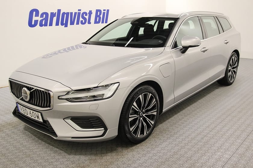 Bild 1 av Volvo V60 T6 Recharge Core Edition plug in AWD 350HK 4x4
