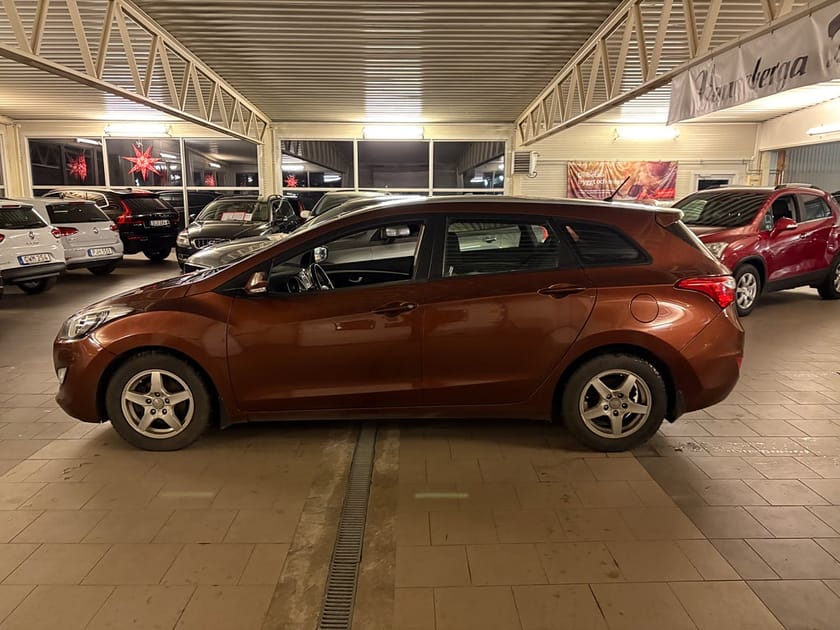 Bild 4 av Hyundai i30 Kombi 1.6 GDI Business Euro 3