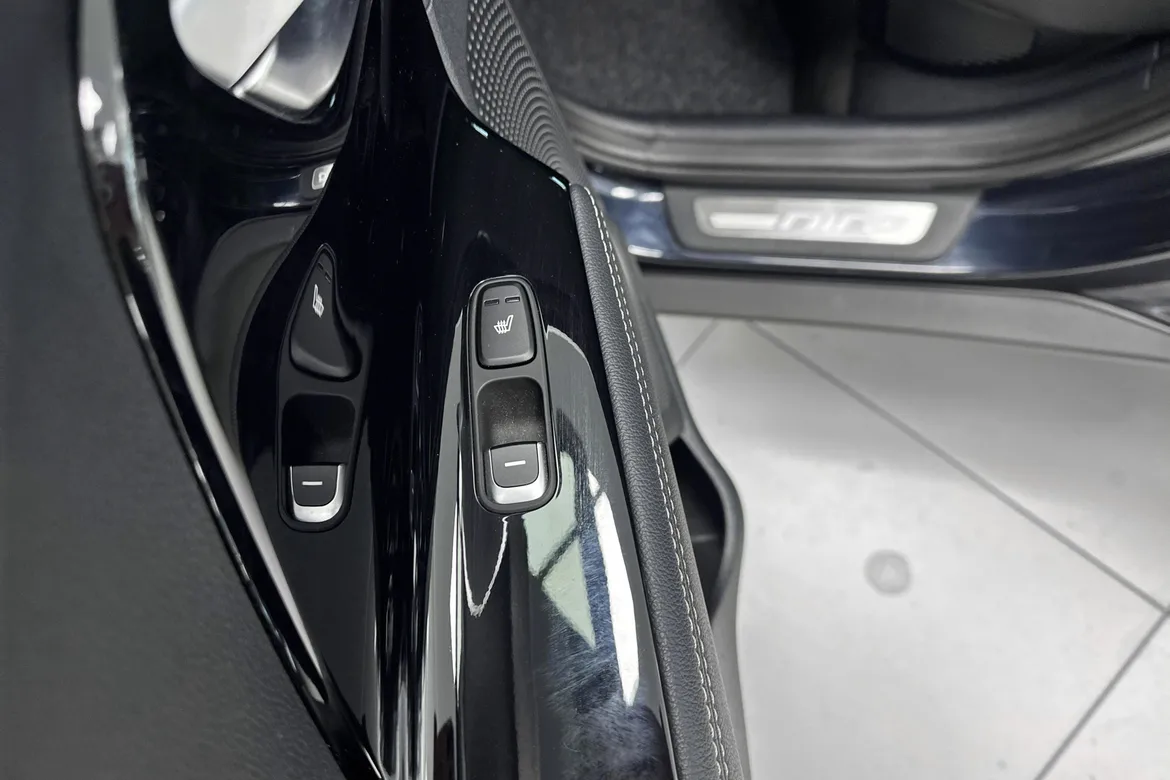 picture of a car