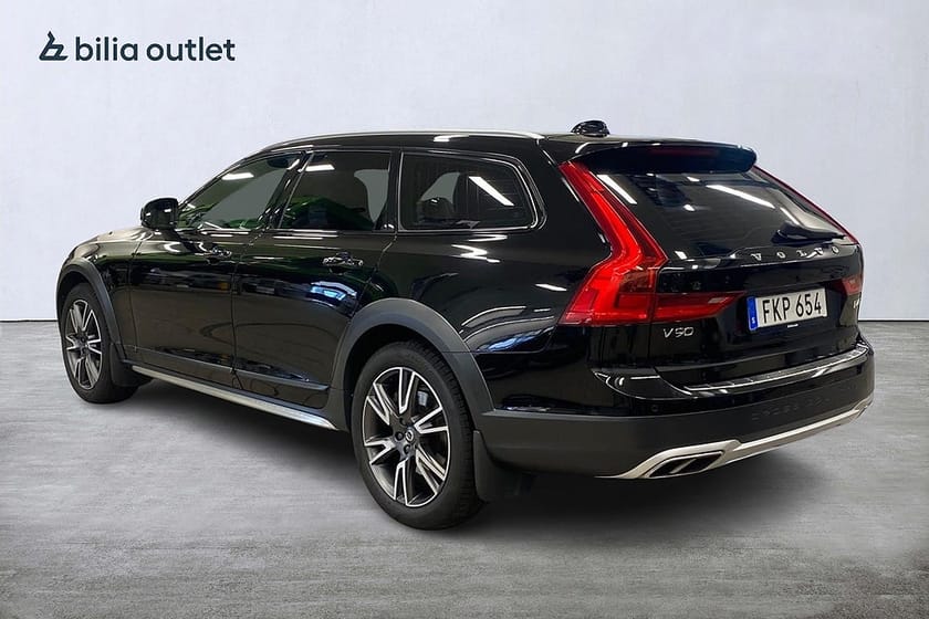 Bild 4 av Volvo V90 Cross Country D4 AWD Inscription Pro 190hk Drag Värmare BLIS Navi
