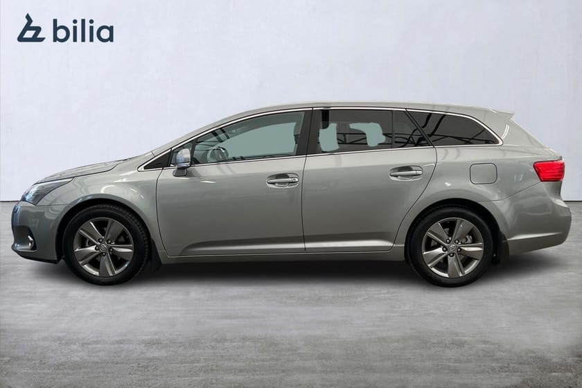 Bild 3 av Toyota Avensis Kombi 2,0 D EDITION 50 DRAGKROK MOTORVÄRMARE