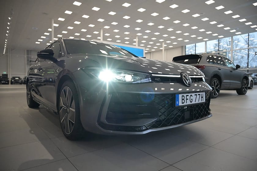 Bild 4 av Volkswagen Passat Sportscombi 2.0 TDI 4M 193 hk Drag P-Värmare
