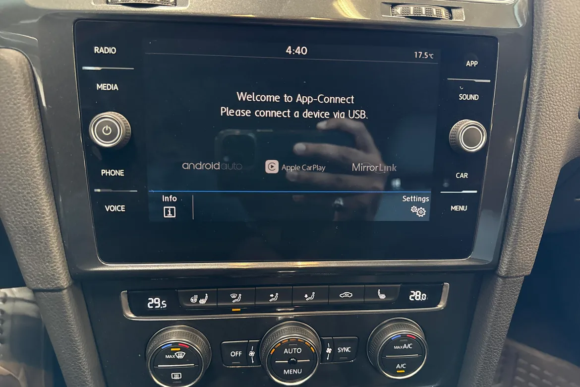 picture of a car