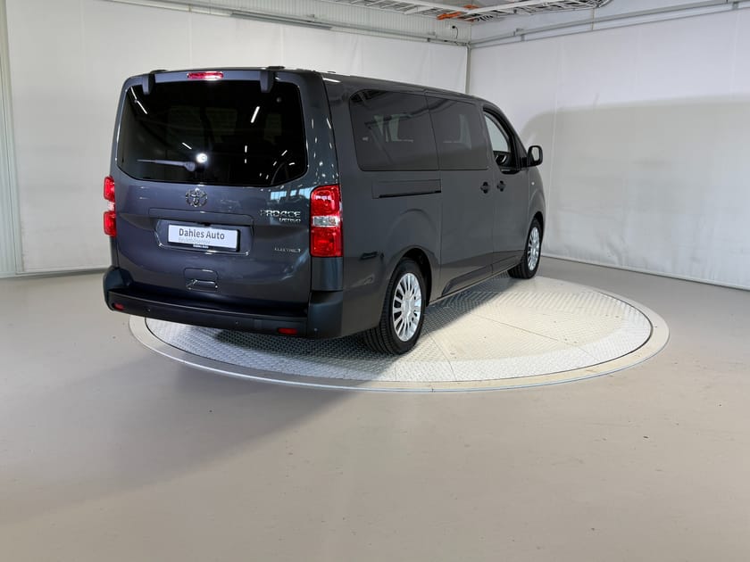 Bilde 3 av Toyota Proace Verso Electric Long 75 Lang 9-Seter/Cruise/Oppv.ratt/Navi/Kam/Dab+