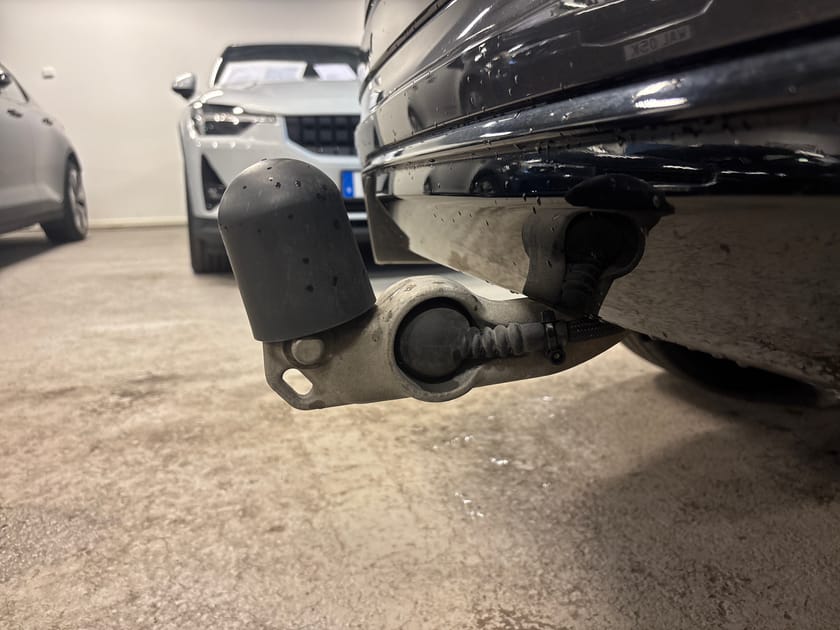 Bild 3 av Volvo XC60 Recharge T6 Plus Dark