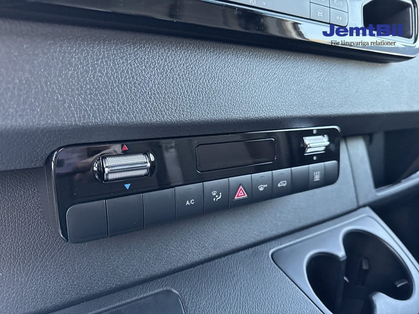 Bild 5 av Mercedes-Benz eSprinter 420 113 kWh 45 mil räckvidd, Klimatpremie kan sökas