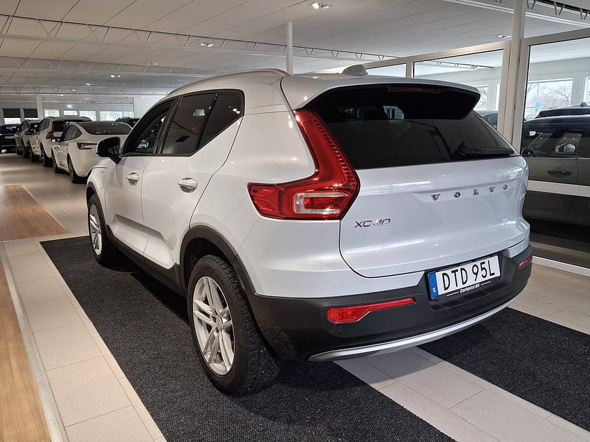 Bild 4 av Volvo XC40 T5 RECHARGE PLUG IN HYBRID 262HK Momentum Aut