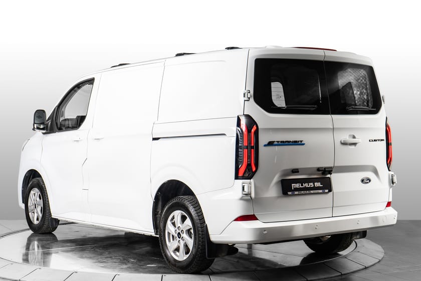 Bilde 5 av Ford E-Transit Custom 320 320L 2025 – Limited |3-seter|ACC|360Hengerfeste