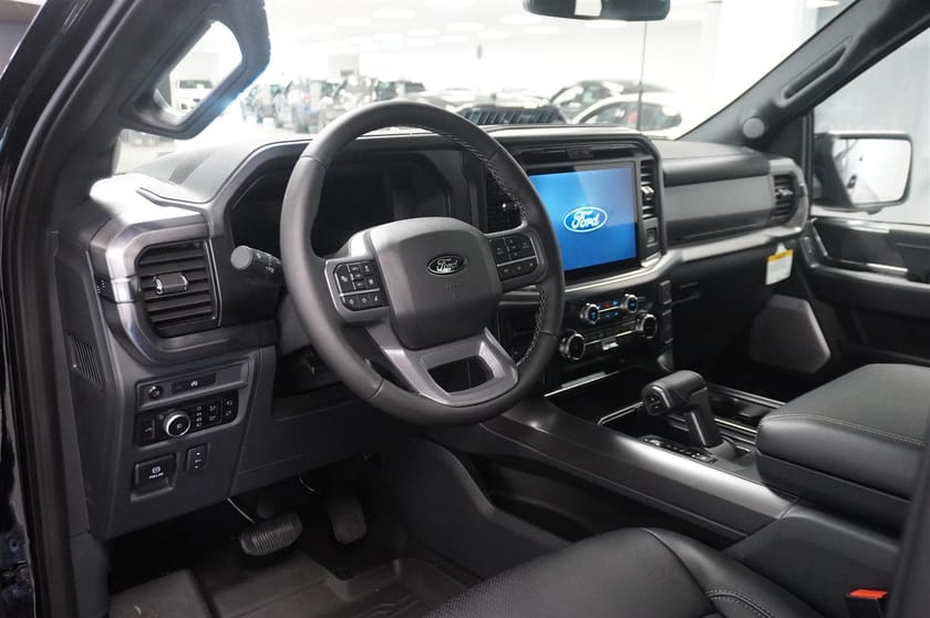 Bild 4 av Ford F-150 SuperCrew My25  Lariat Black Edition 5.0l V8 406hp