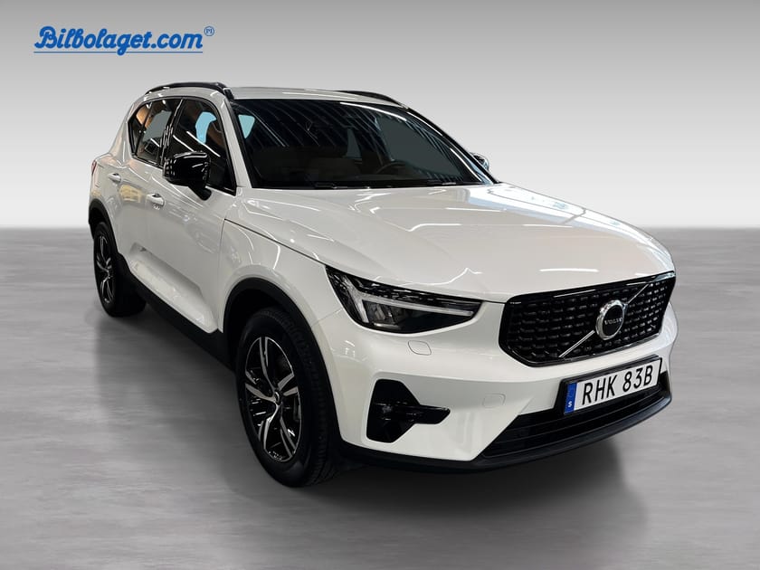 Bild 3 av Volvo XC40 B4 FWD Bensin Plus Dark