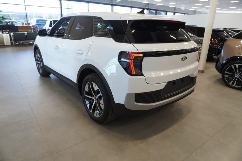 Bild 4 av Ford Explorer EV Extended Range RWD Rwd, Long Business Edition 286 hk 602km
