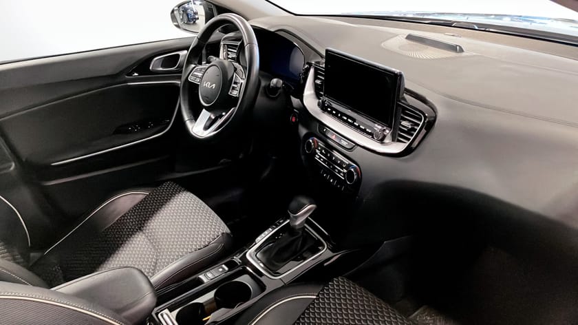 Bild 3 av Kia XCeed Plug-in Hybrid PHEV ADVANCE GODKÄND